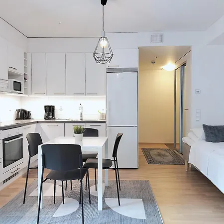 Kotimaailma - Moderni Parvekkeellinen Keskustakaksio - Rongankatu * Tampere